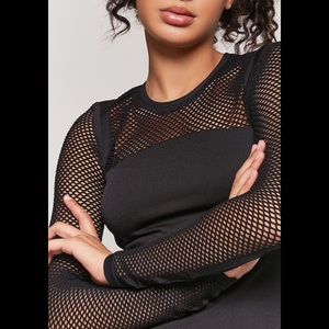 ❗️SOLD❗️ NWOT Forever 21 Active Mesh Sleeve